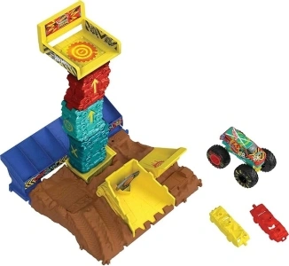 Hot Wheels Monster Trucks Playset & Toy Truck, Arena Smashers Demo Derby Car Jump Challenge, 1:64 Scale Demo Derby & 2 Crushable Cars