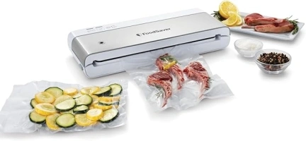 FoodSaver Compact Vacuum Sealer Machine with Airtight Bags and Roll - Ideal for Sous Vide and Airtight Food Storage, White