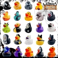 24 PCS Halloween Rubber Ducks，Baby Bath Toys Assorted Duckies，Halloween Party Favor for Kids ,Halloween Style Design Ducks Toys for Halloween Decor,Baby Showers,Birthday Gifts(Halloween)