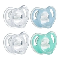 Tommee Tippee Ultra-Light Silicone Pacifier, Symmetrical One-Piece Design, BPA-Free Silicone Binkies, 0-6m, 4-Count