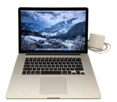 EXCELLENT Apple MacBook Pro 15 RETINA INTEL 4.0 QUAD CORE i7 16GB RAM 512GB SSD